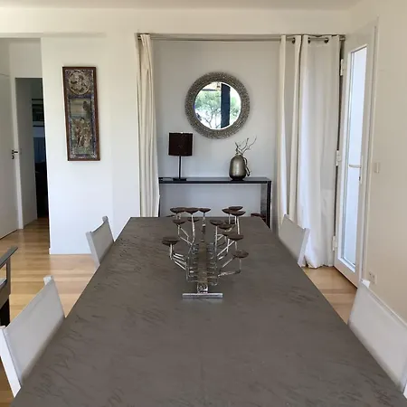 La Terrasse Des Lauriers Sur L'ile Du Levant Appartement *
