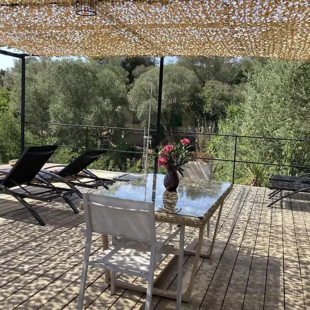 La Terrasse Des Lauriers Sur L'ile Du Levant Appartement Île du Levant